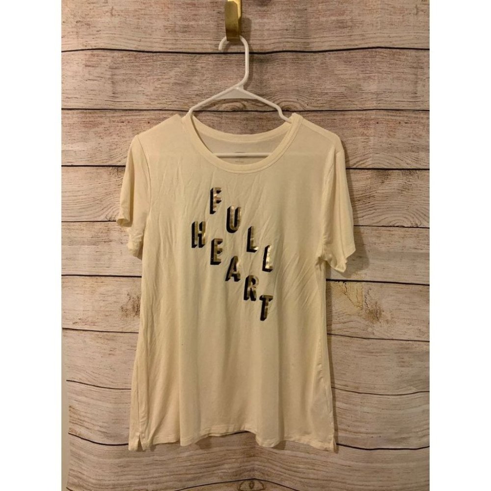 Women's Graphic T-shirt Heart W/ GLITTER FULL HEART size large